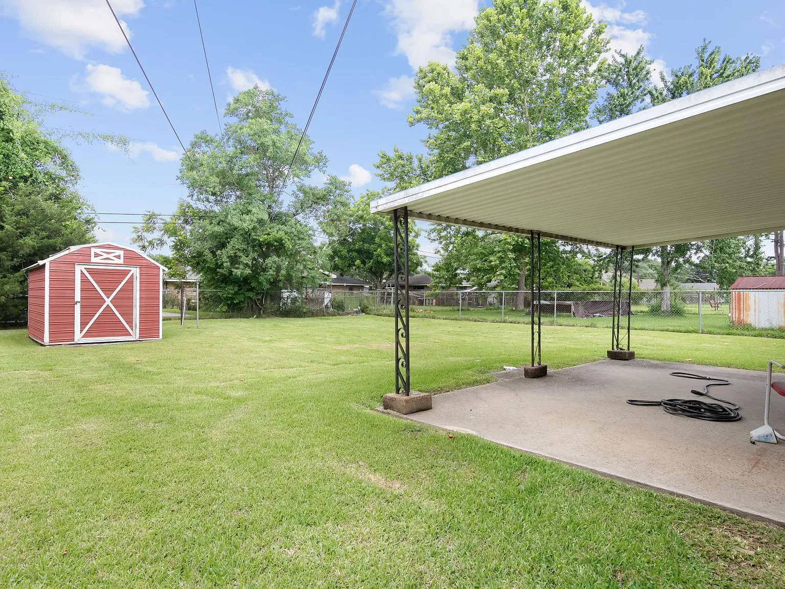3 bed, 1400 sqft, $1,295 — Photo 4