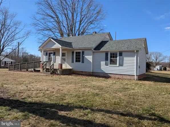 120 Albano Rd, Barboursville, VA 22923