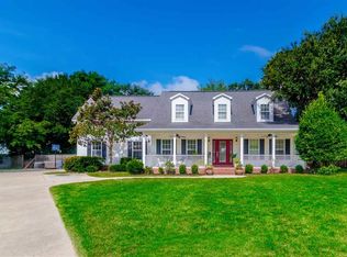 823 Mount Gilead Place Dr, Murrells Inlet, SC 29576