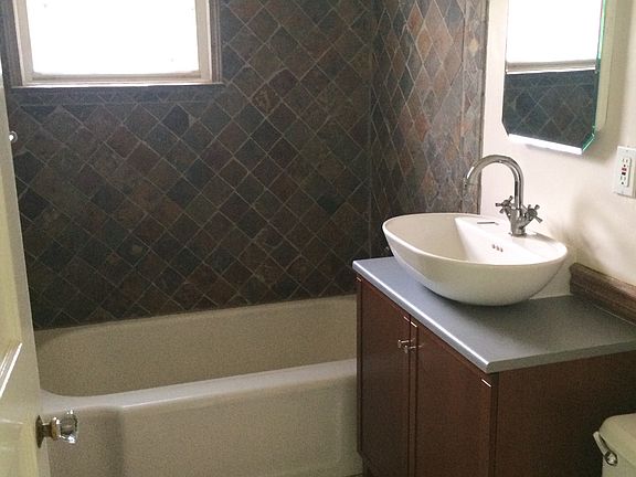 Modern main floor bath