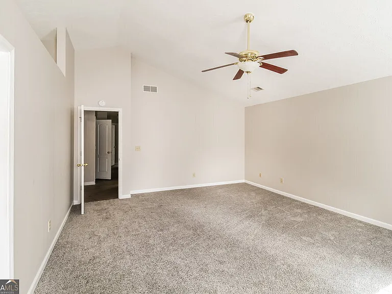 2915 Emerson Lake Dr — Photo 12