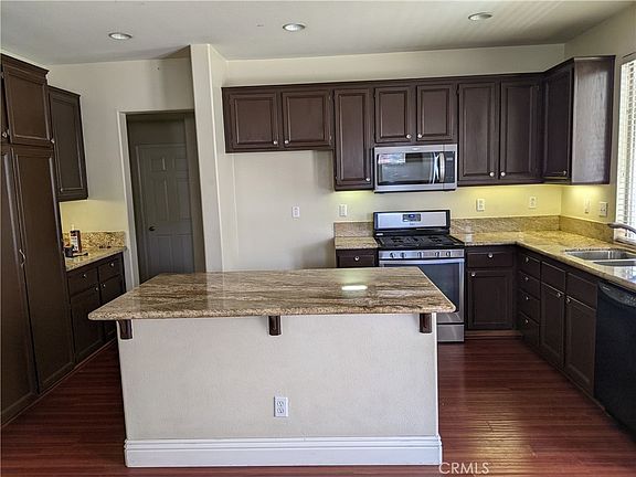 2nd image of 15559 Sharon Ct