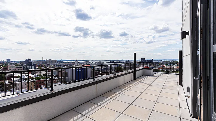 Rented by Nooklyn NYC LLC | media 17