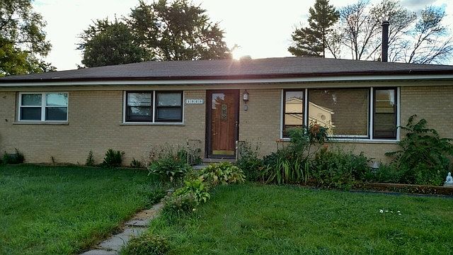 1st image of 1323 Leslie Ave