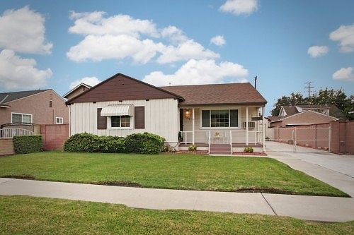 1st image of 8014 Poinsettia Dr