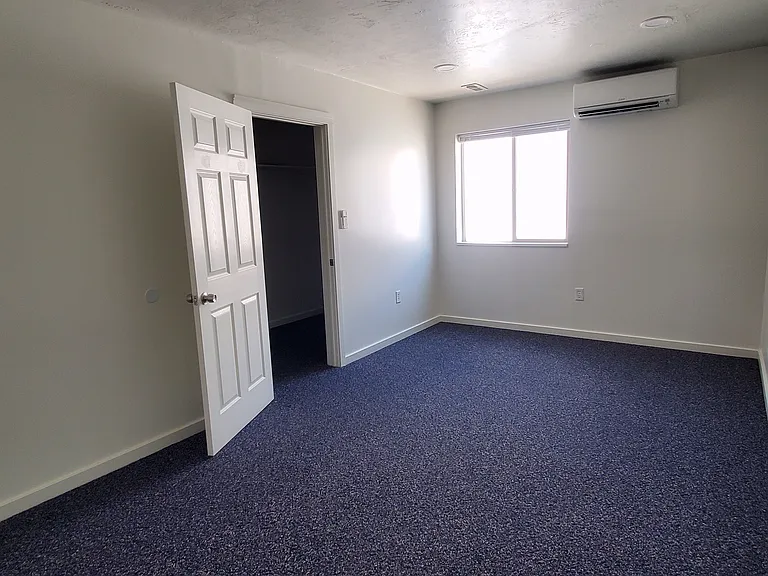 953 S Washington St — Photo 14