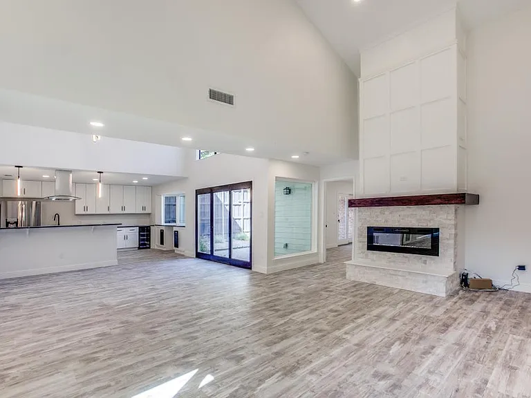 2156 Kessler Ct #27 — Photo 12