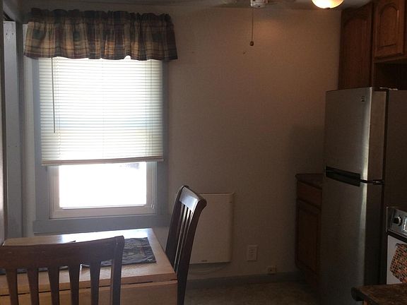 3rd image of 405 1/2 S Atchison St #A