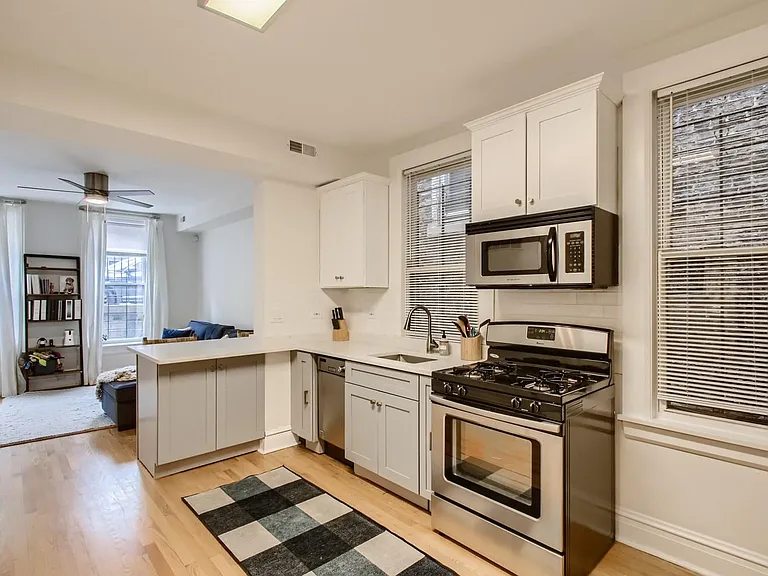 1629 W Julian St #1F — Photo 7