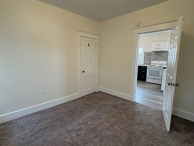 3509 N Josephine St — Photo 11