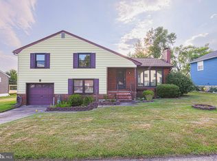 9402 Avondale Rd, Parkville, MD 21234