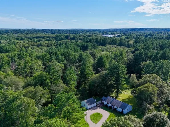 324 Western Ave, Sherborn, MA 01770
