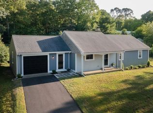 6 Hilltop Dr, Bourne, MA 02532
