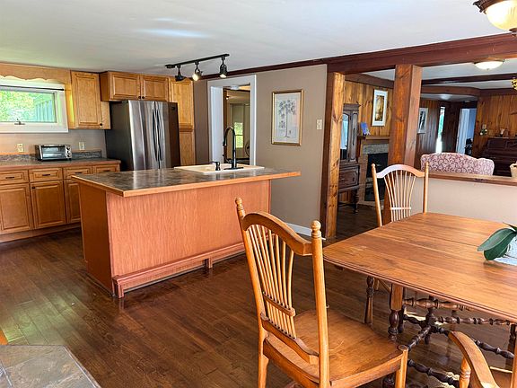 5th image of 672 Huckle Hill Road