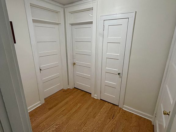 5th image of 202 Mayfield Dr