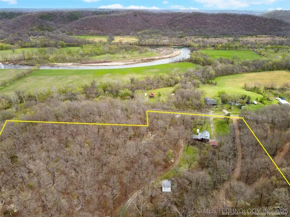 13086 N Highway 10, Tahlequah, OK 74464