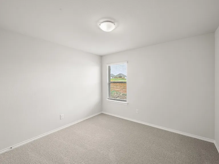 2817 Hay Ln — Photo 11