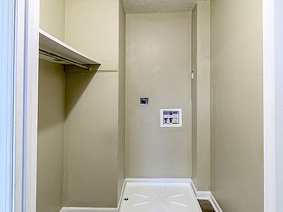 4th image of 3411 Shanks Ln APT 5