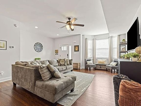 2nd image of 104 Capital St