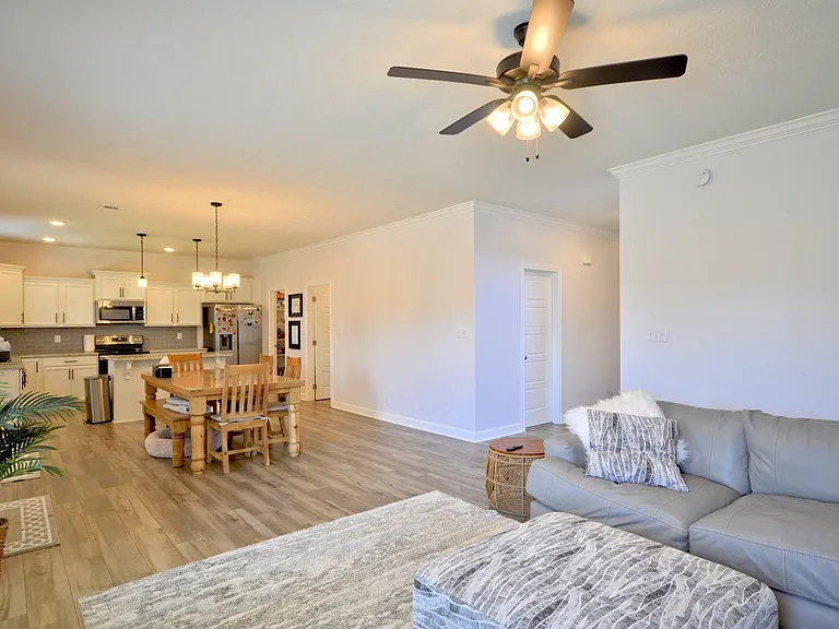279 Bluebriar Trce — Photo 6