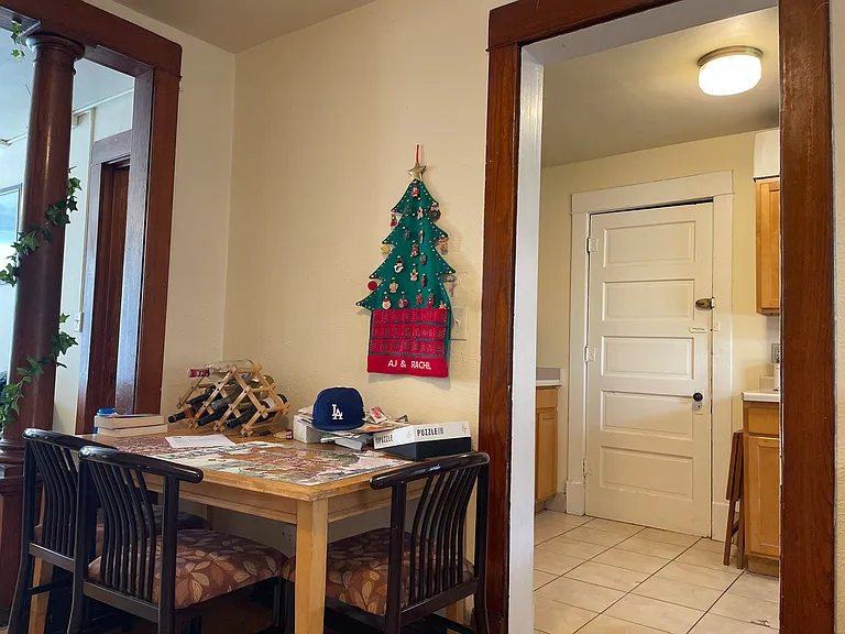 213 N Hamilton St #1S — Photo 7