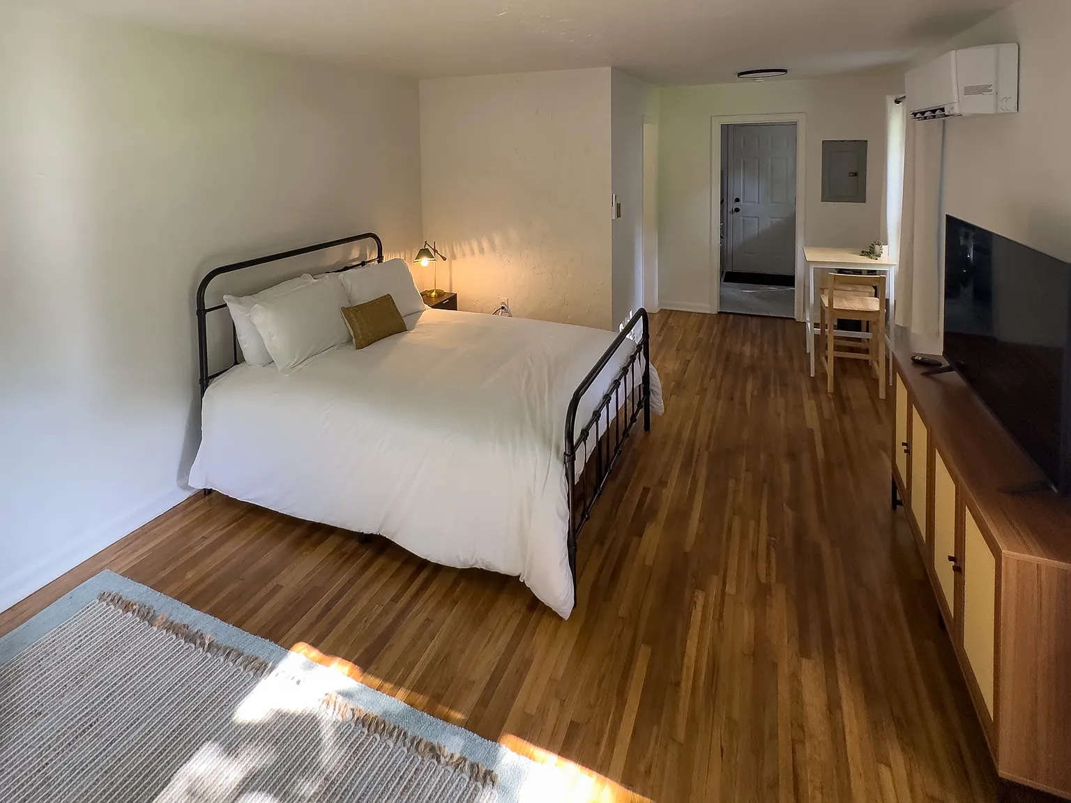 1 bed, $1,450 — Photo 3