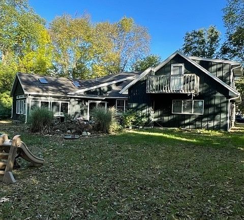 3rd image of 1790 Parker Dr