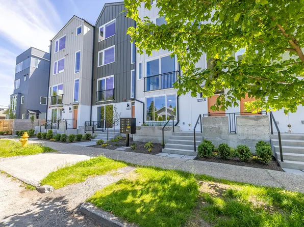 6320A 41st Ave SW, Seattle, WA 98136