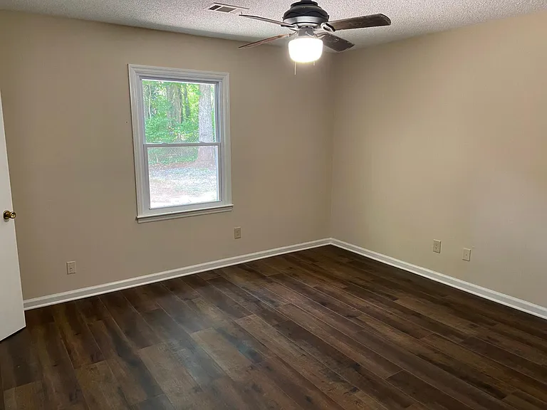 282 Hardwood Ln #282 — Photo 1