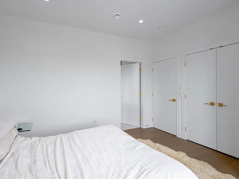 7520 Cariboo Rd #L1 — Photo 18