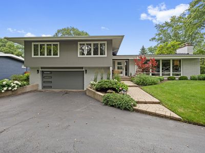 711 Elder Ct, Glencoe, IL, 60022