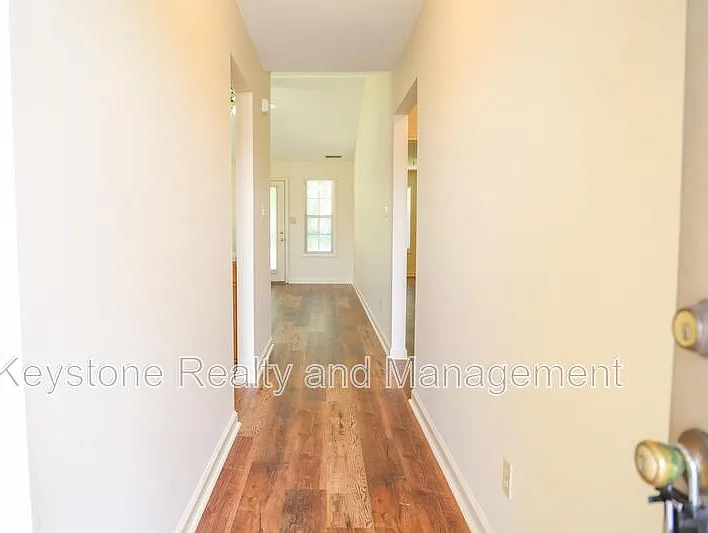 2 bed, 2.0 bath, 1080 sqft, $1,025 — Photo 3