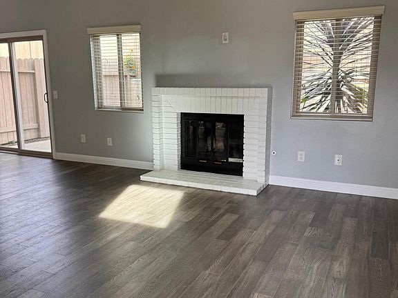 5th image of 433 E Shoshone St