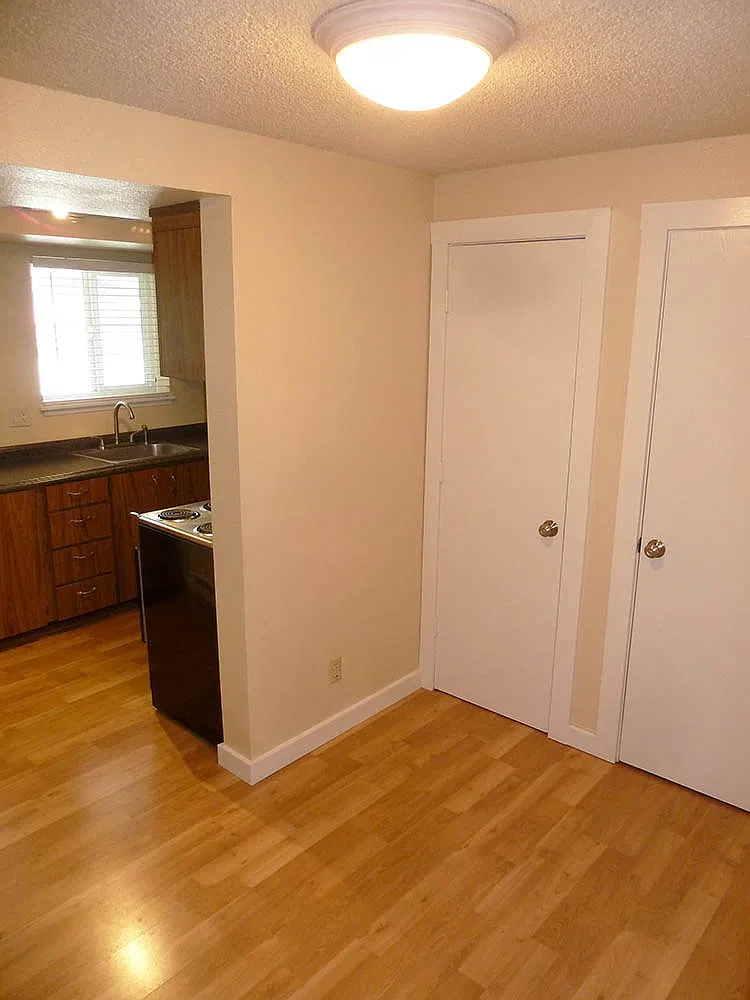 2 bed, 800 sqft, $1,700 — Photo 3