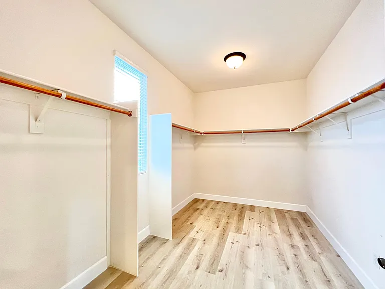 1578 Glencrest Dr — Photo 19