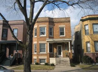 1330 W Roscoe St #1, Chicago, IL 60657