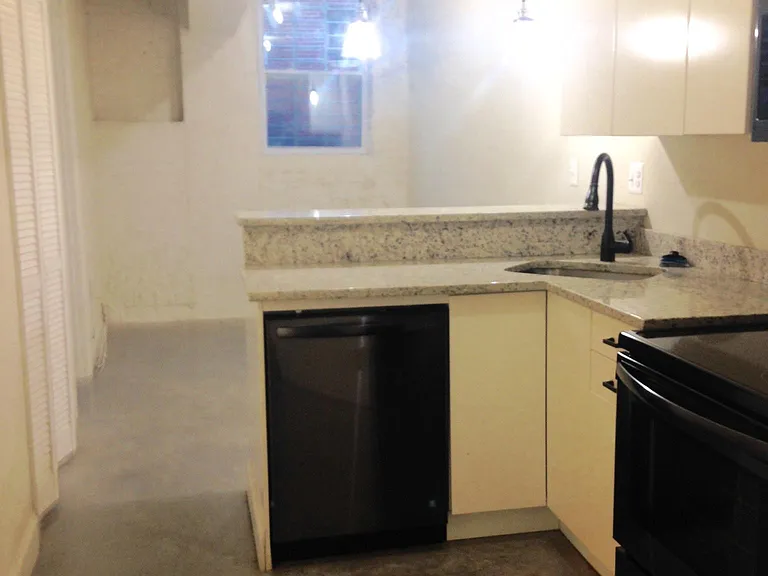 124 Trenton St #106 — Photo 3