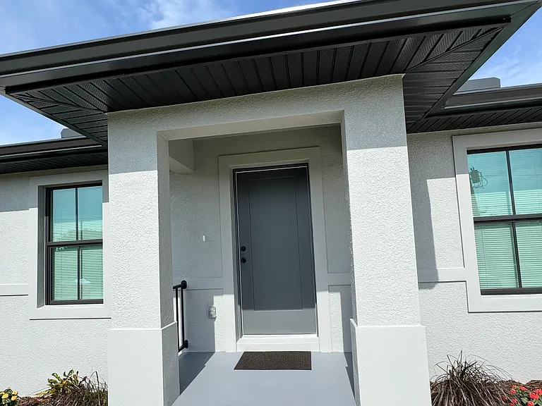 3420 Palm Dr — Photo 3