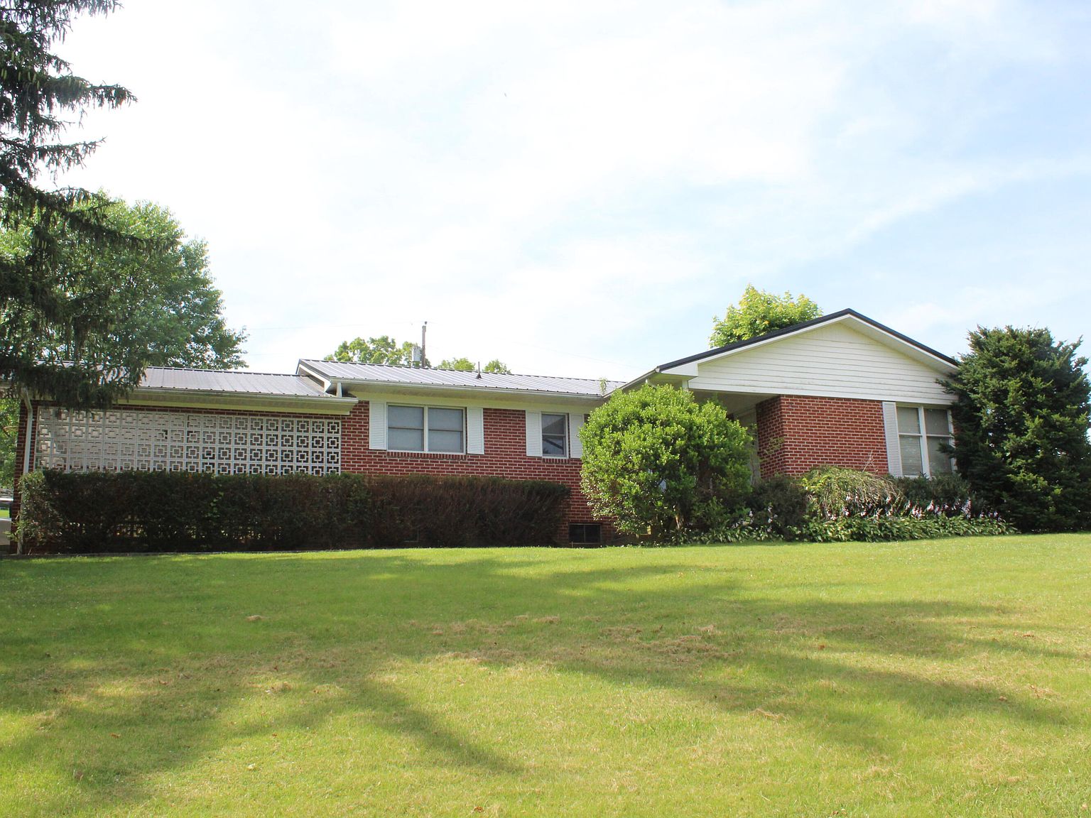 134 Richmond Hts, Jonesville, VA 24263 MLS 9953894 Zillow