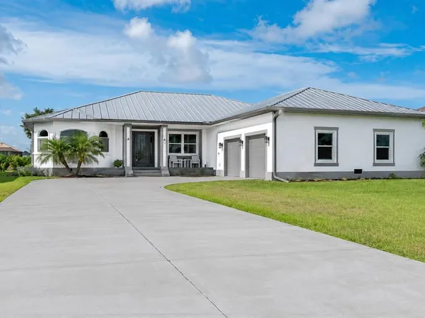 216 Rotonda Blvd E, Rotonda West, FL 33947