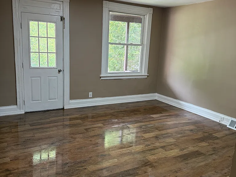 937B Koehler Ave — Photo 5