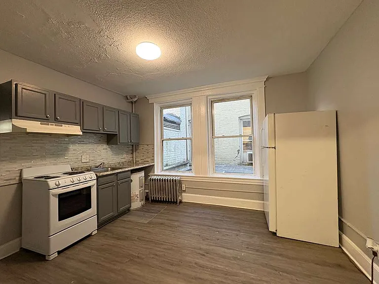 Tower View Apartments — Photo 14