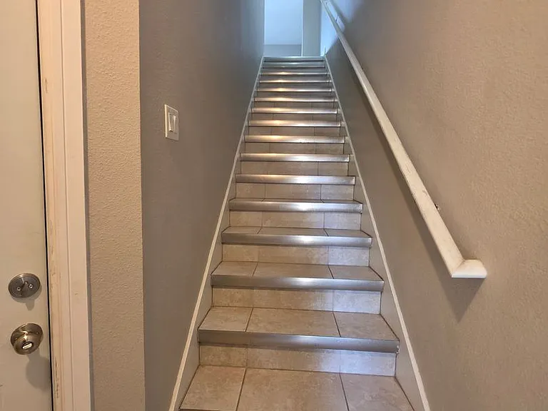 810 Callista Cay Loop — Photo 4