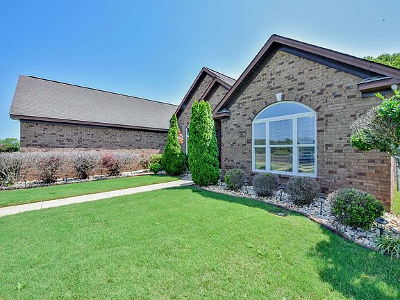 5th image of 14880 Phares Ln