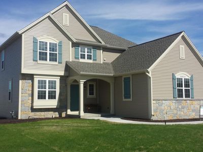 N88W18566 Duke St, Menomonee Falls, WI, 53051