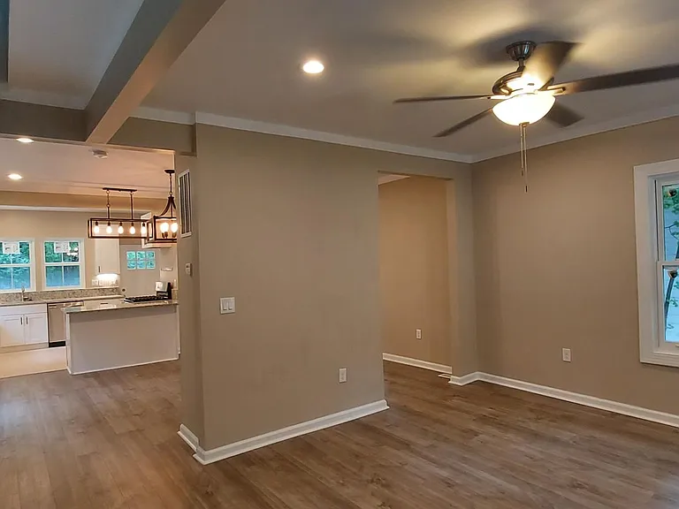 4023 Jones Bridge Rd — Photo 32