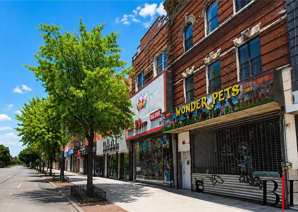 1st image of 967 Flatbush Ave