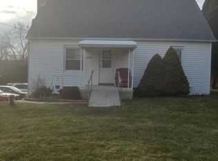 45382 W Park Dr, Novi, MI 48377