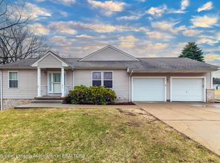 1144 Riverview Ct, Williamston, MI 48895