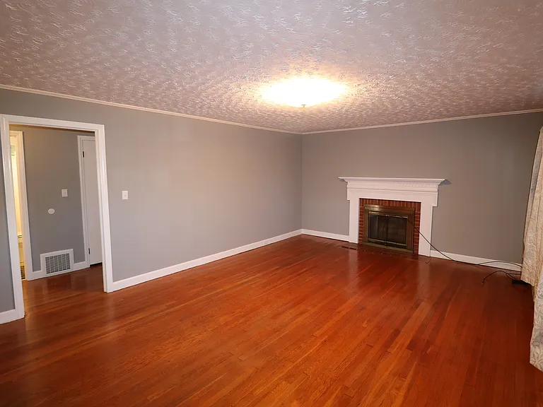3255 Ararat Rd — Photo 3